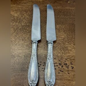 Alvin Silver 1919 2  Victory Pattern dinner knives